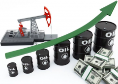 Bloomberg оценил вклад торговой войны в падение цен на нефть