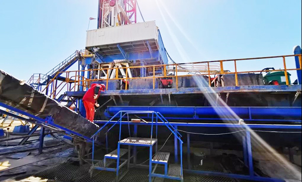 2004081586335773723136.jpg 克拉玛依3.jpg